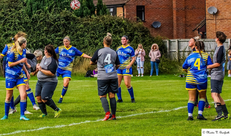 Pen Mill Ladies 22-071